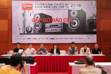 Đại diện ban tổ chức và nhà phân phối có mặt tại buổi họp báo trước thềm sự kiện
