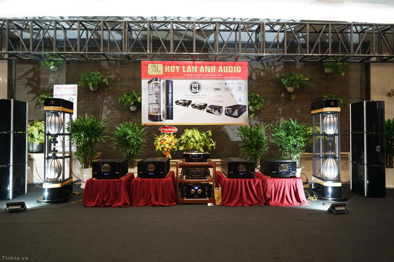Đang tải tinhte_av_show_2019 (51).jpg…