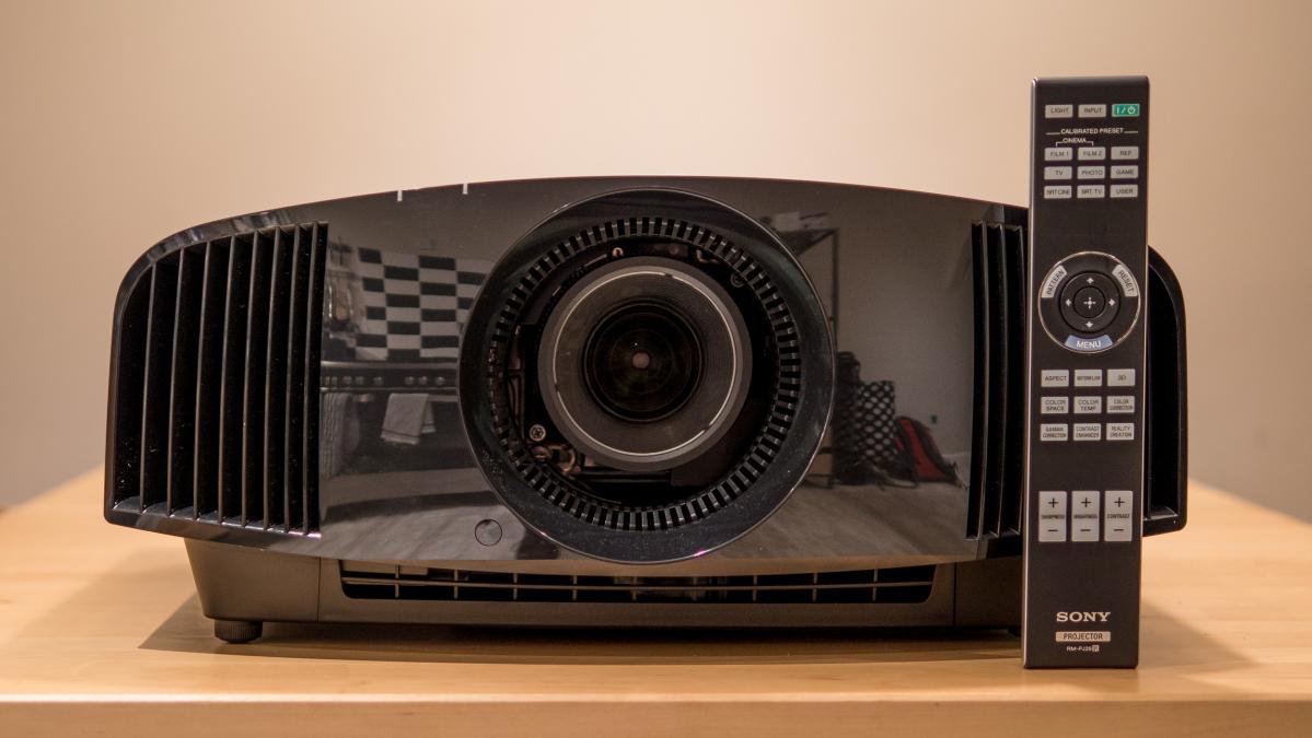 Đang tải sony_vpl-vw270es_4.jpg…
