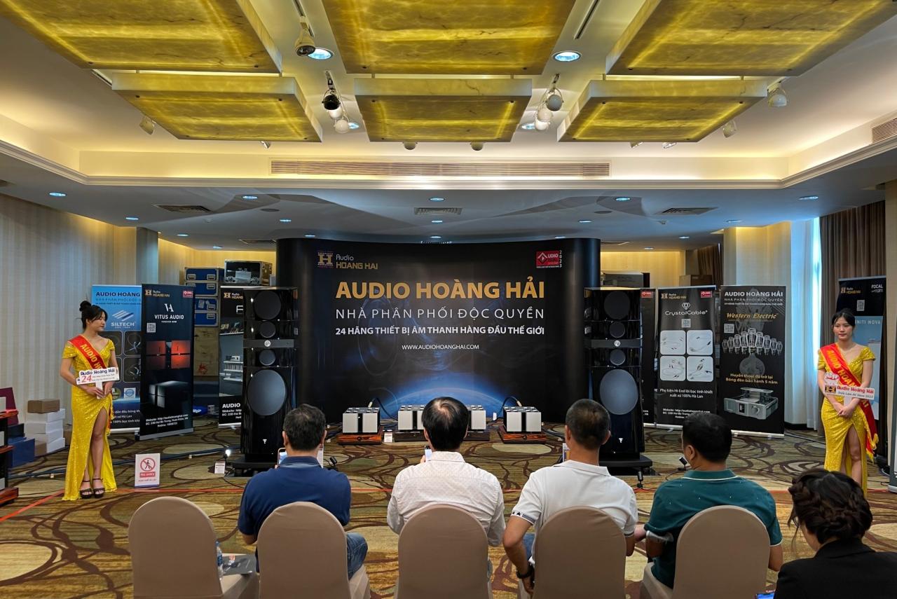 tinhte-avshow-20-goldnote-sounder-focalIMG-8518.jpeg