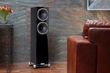 FYNE AUDIO F703: phong cách Ănglê thanh lịch