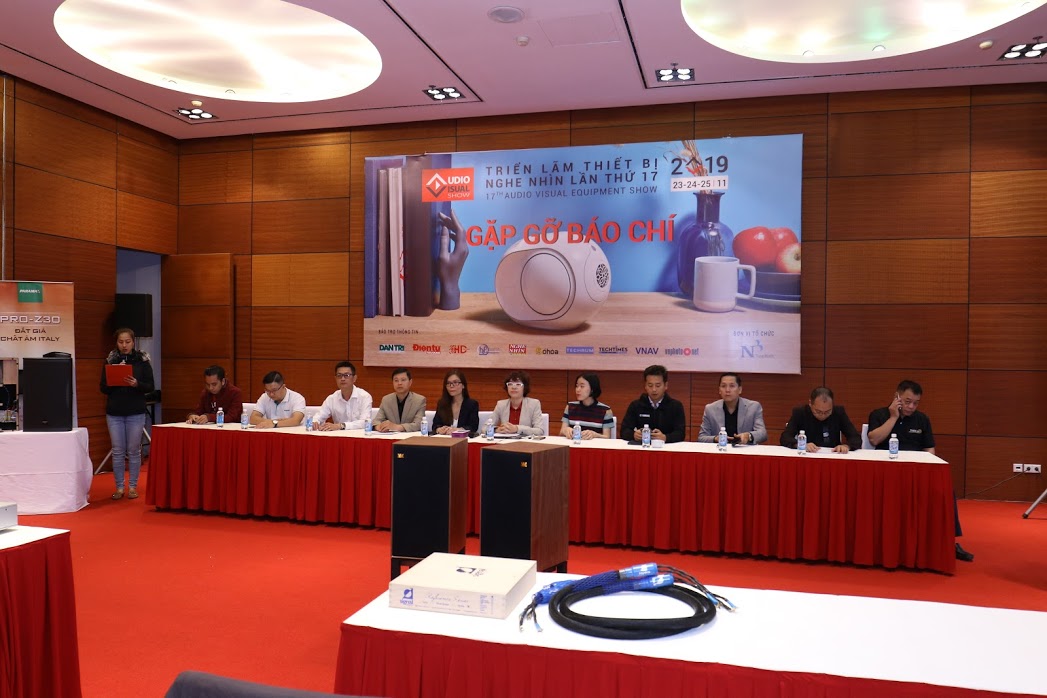 Họp báo triển lãm AVSHOW Hà Nội lần thứ 17 diễn ra vào các ngày 23-24-25/11