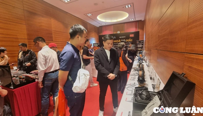 Khai mạc triển lãm thiết bị âm thanh AVShow lần thứ 21 tại Hà Nội