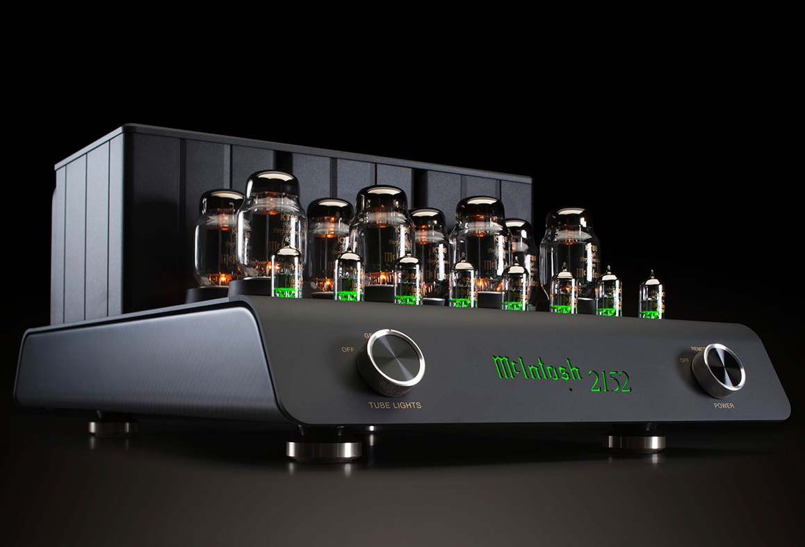 McIntosh ra mắt “cặp đôi” McIntosh 2152 và McIntosh C70 kỷ niệm 70 năm thành lập