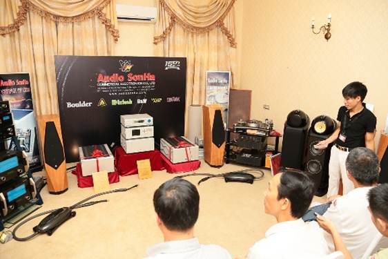 avshow2014