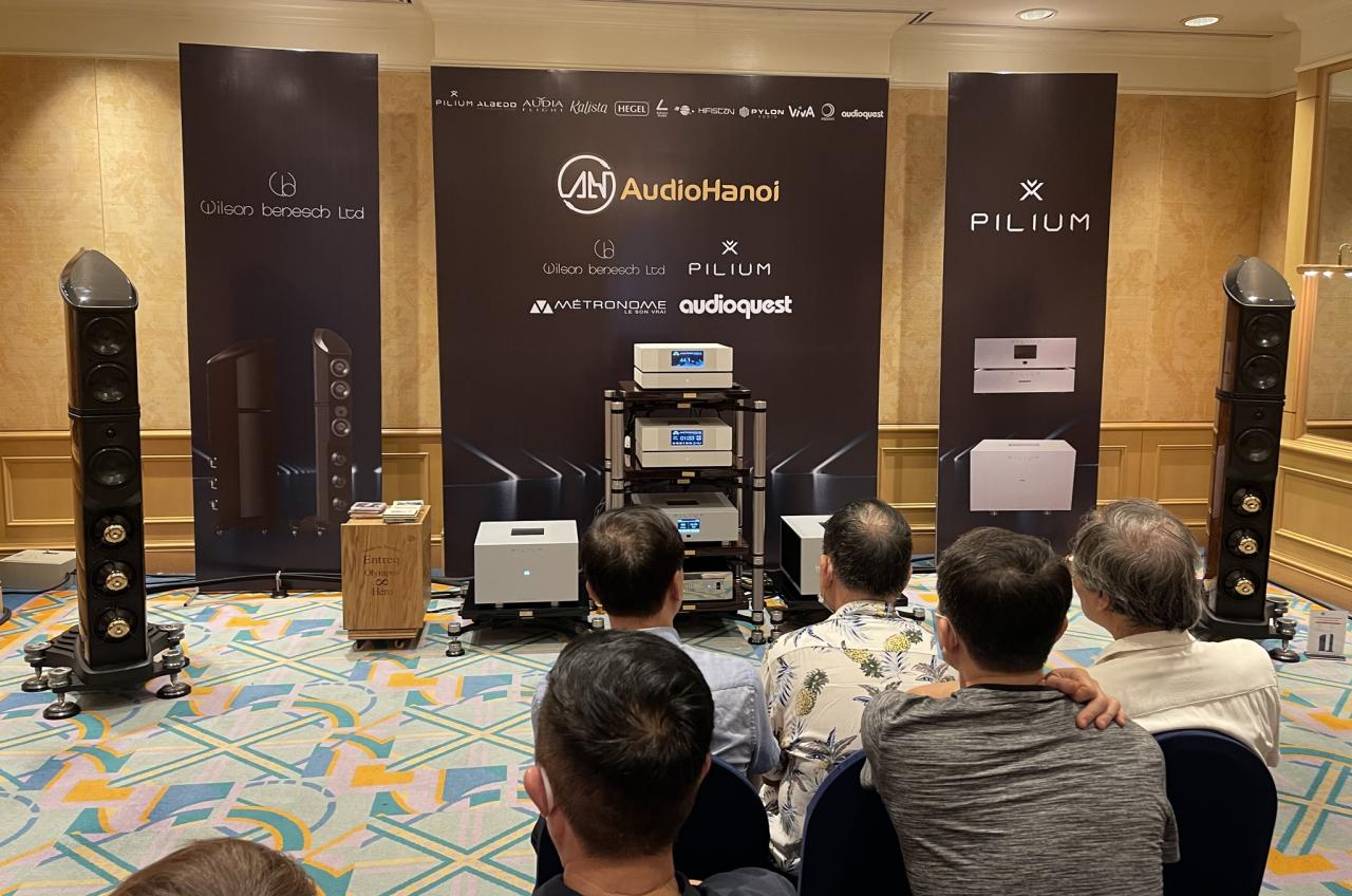 Trải nghiệm loa tiền tỉ tại triển lãm AVSHOW 2022 ở Hà Nội