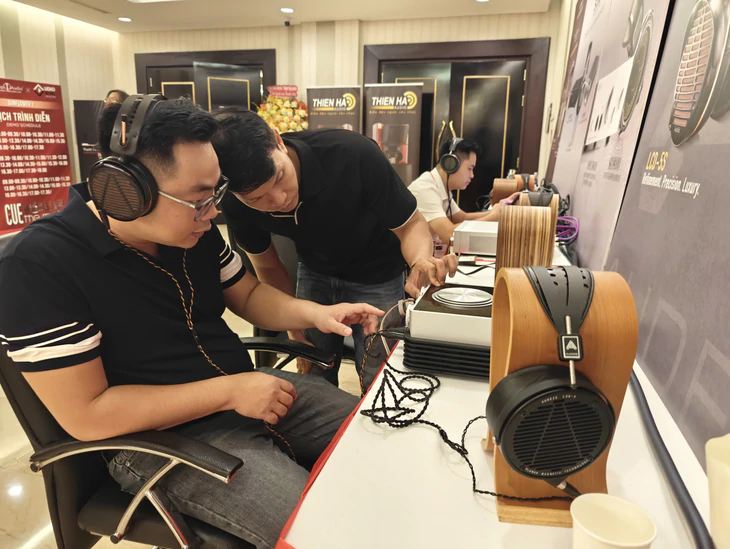 Giới mộ điệu Sài Gòn đi khám phá âm thanh đỉnh cao AV Show 2026 - Ảnh 4.