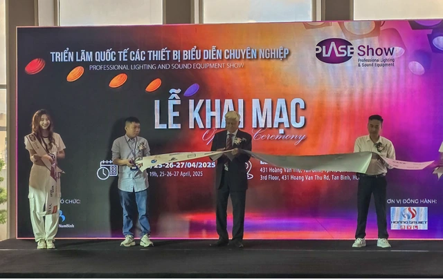 PLASE Show 2025 tại tp . Hcm: Công nghệ âm thanh và ánh sáng đỉnh cao - Ảnh 1.